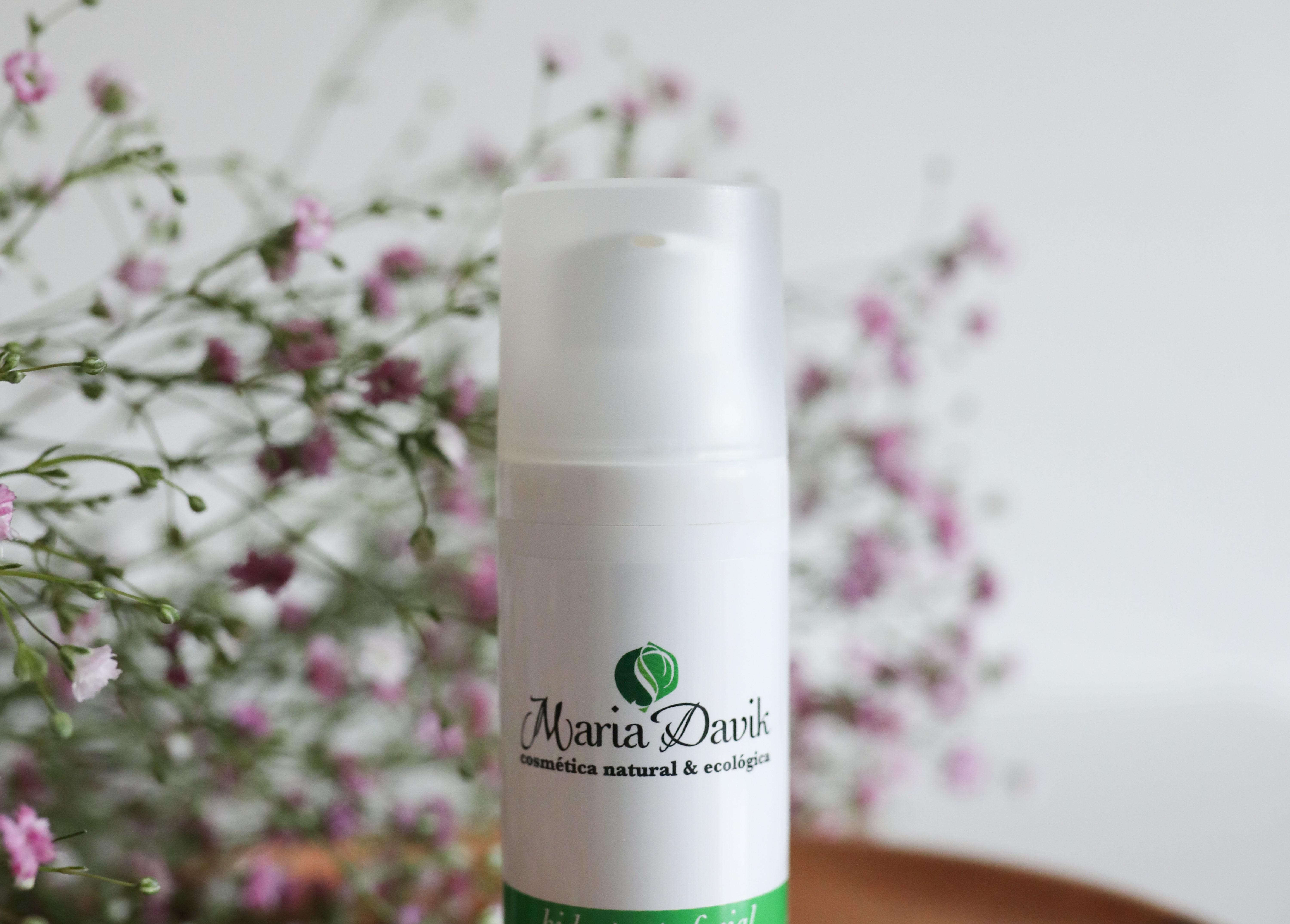 Hidratante facial para pieles secas y deshidratadas de Maria Davik