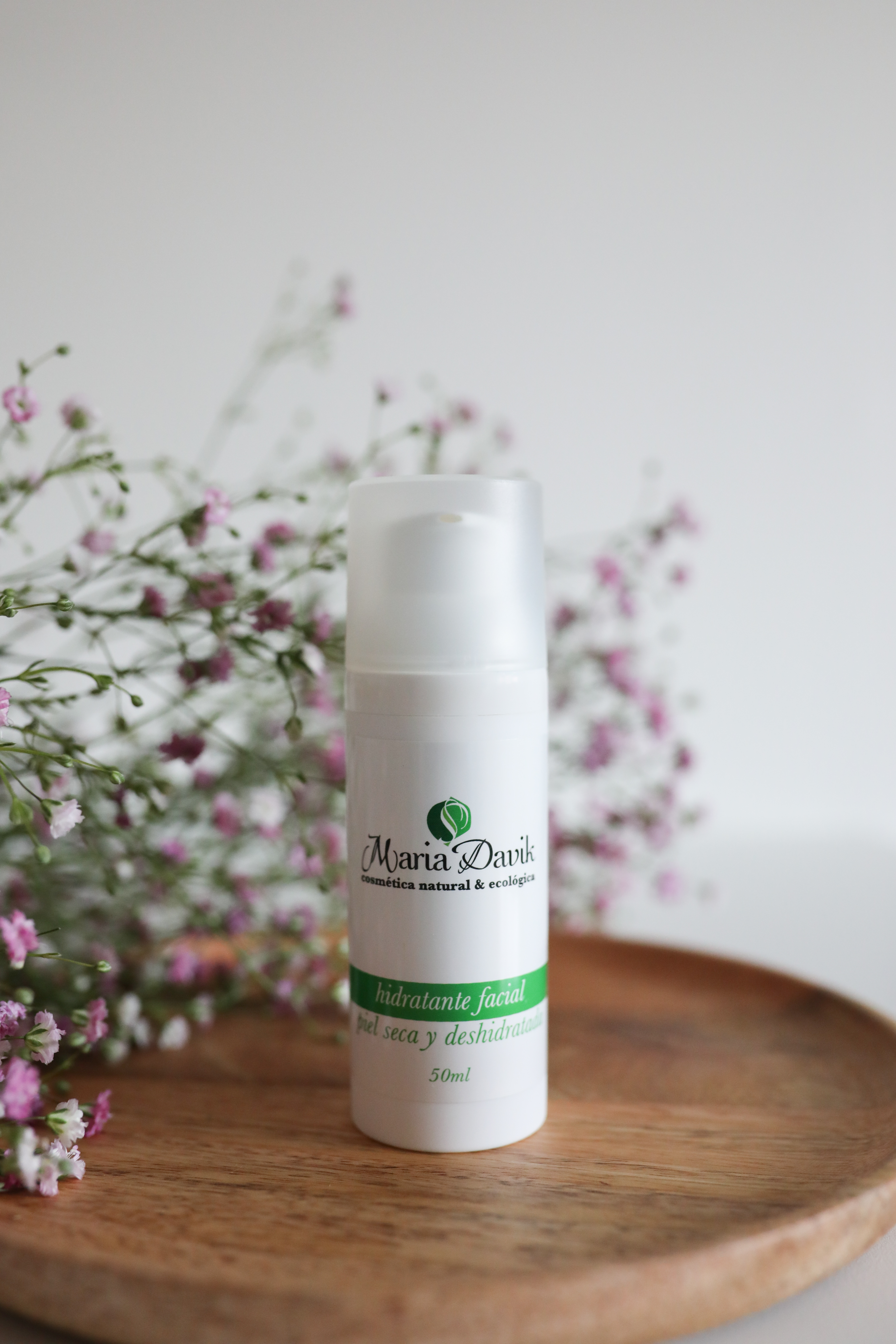 Hidratante facial para pieles secas y deshidratadas de Maria Davik