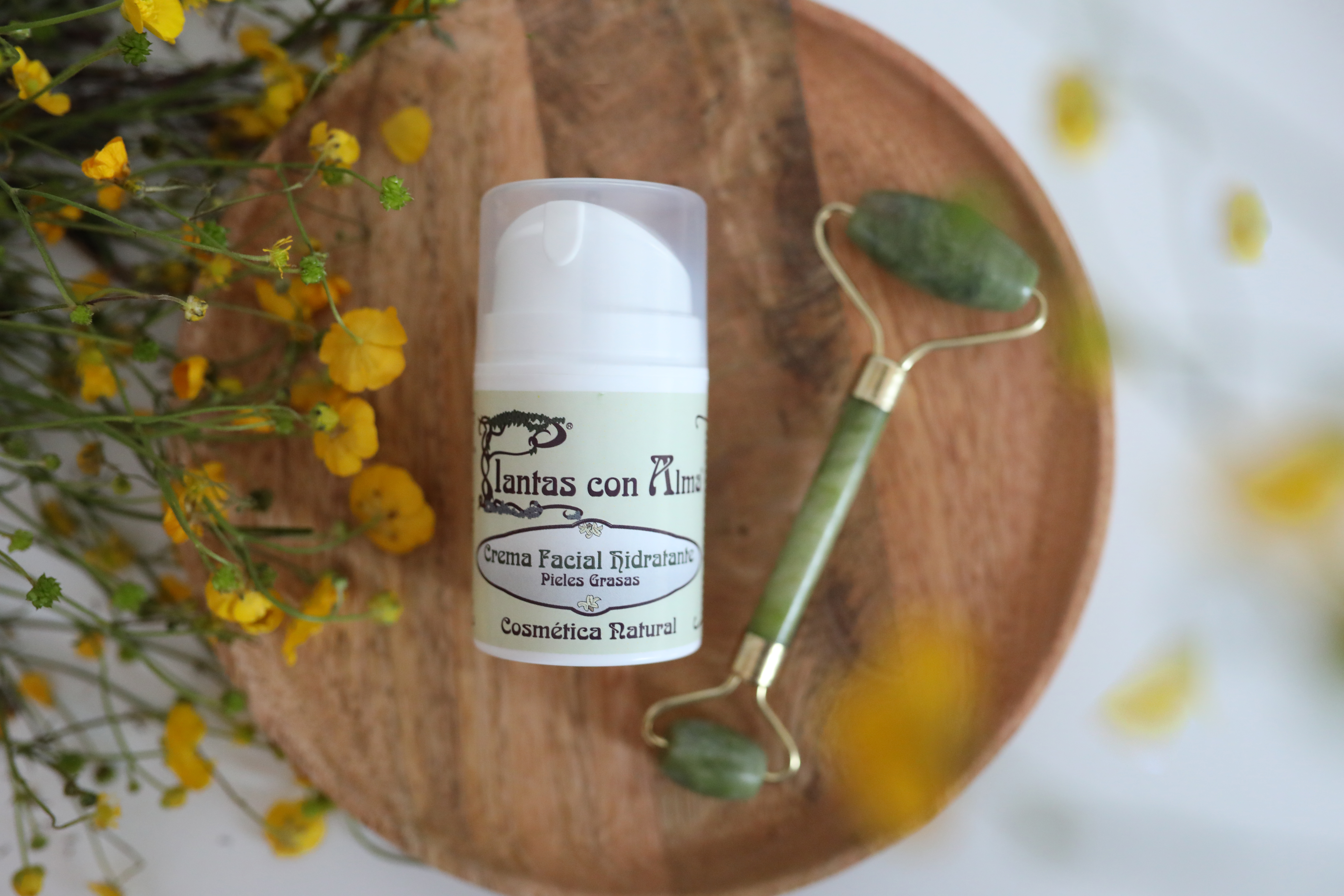 Kit Jade Plantas con Alma, Roller de Jade + Crema hidratante para pieles grasas