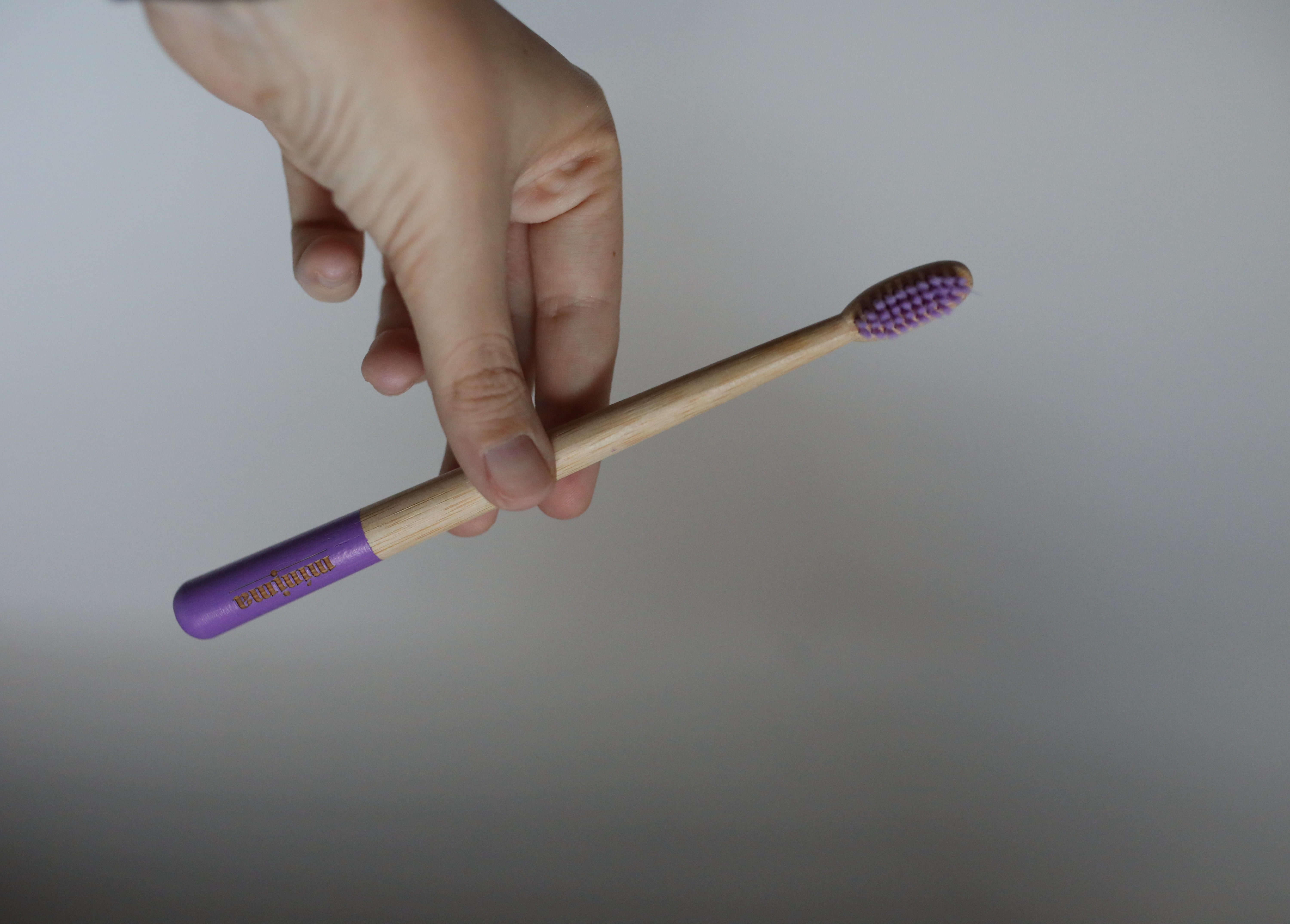 Limpieza dental sostenible con Minima Organics